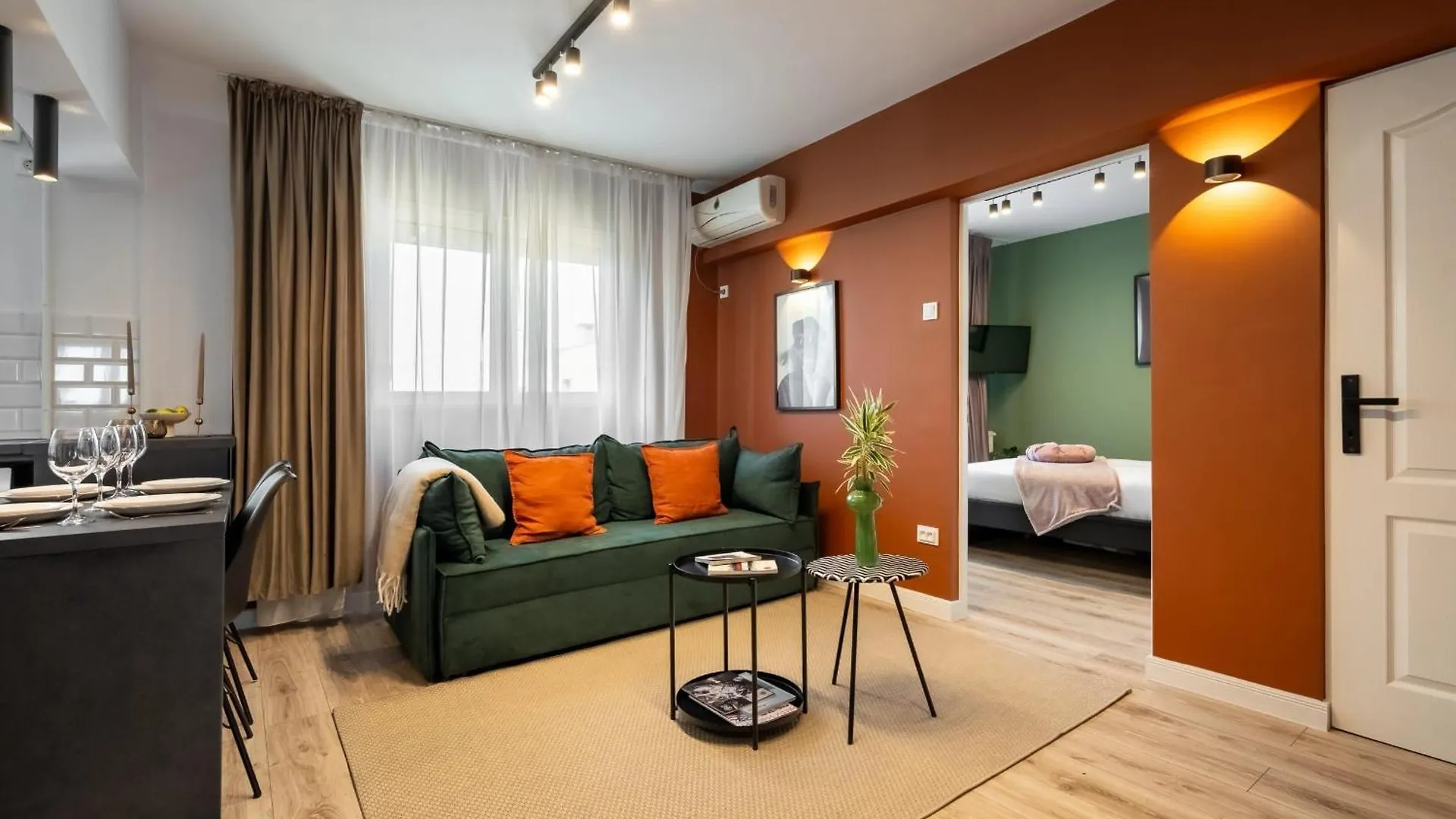 Colorful & Bright 2Br On Iconic Calea Victoriei Lägenhet Bukarest