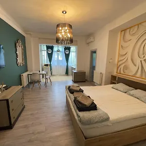 Domum George Enescu Apartment